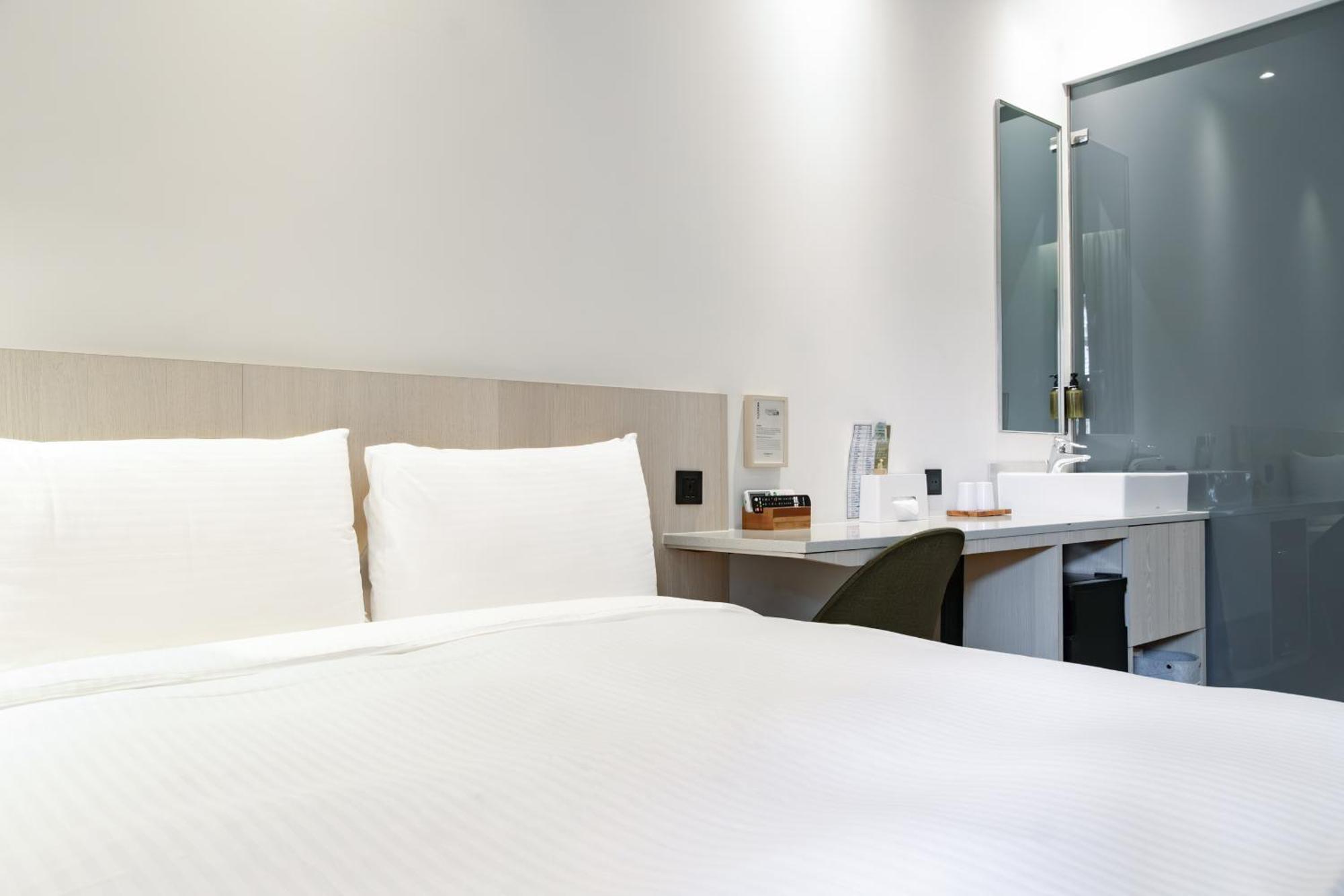 Meander 1948 Hostel Đài Bắc Ngoại thất bức ảnh