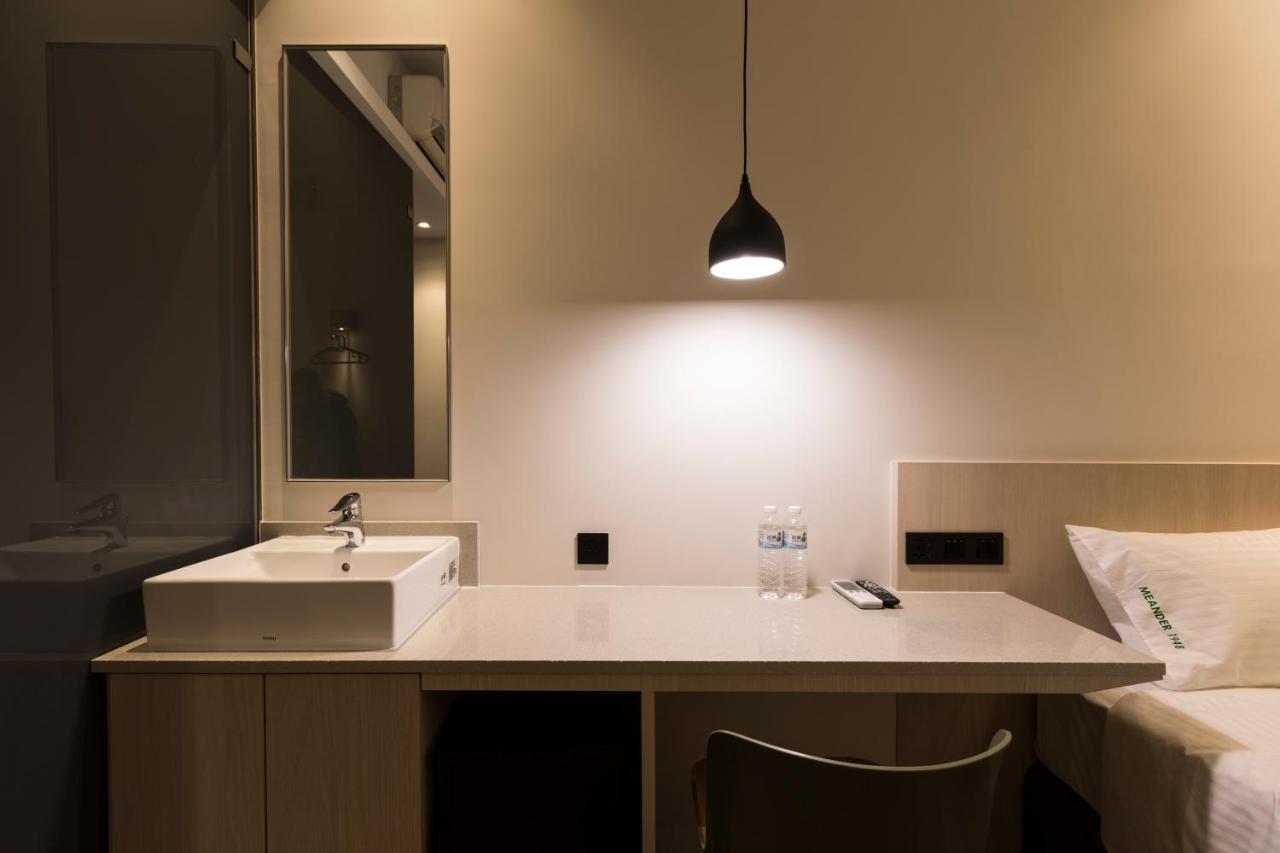 Meander 1948 Hostel Đài Bắc Ngoại thất bức ảnh